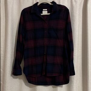 American Eagle Boyfriend Fit Soft Plaid Shirt in Burgundy and Navy